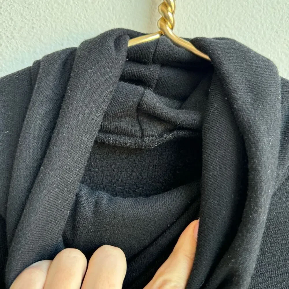 ALO Womens Clarify Turtleneck Sweatshirt Black Size XS, Small? logo Back Travel